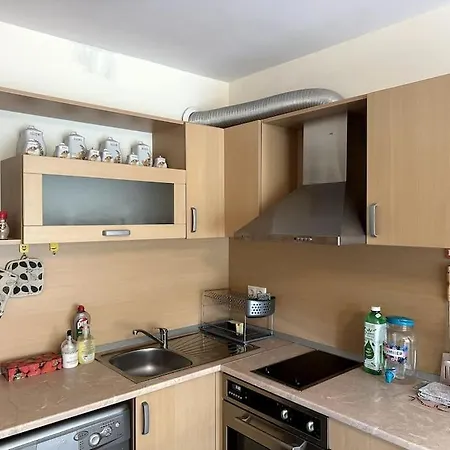 Apartament Spacious Fully Furnished In