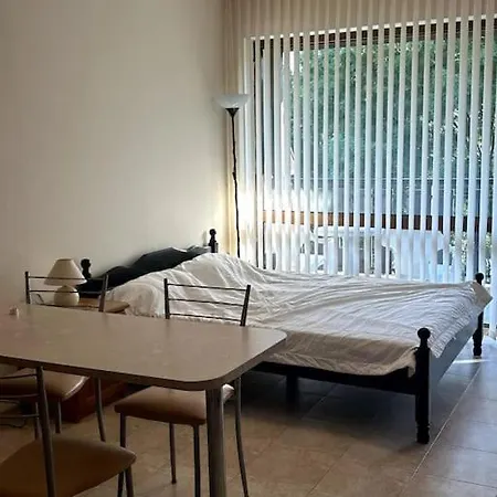 Lejlighed Spacious Fully Furnished Studio In Apart Kavarna